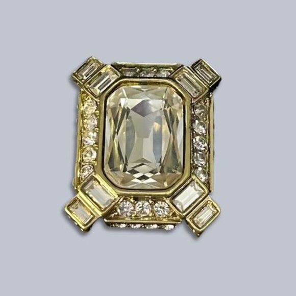 Heidi Daus Clip Earrings Estate Splendor Clear Crystal Rectangular Gold Tone OS - Picture 10 of 12